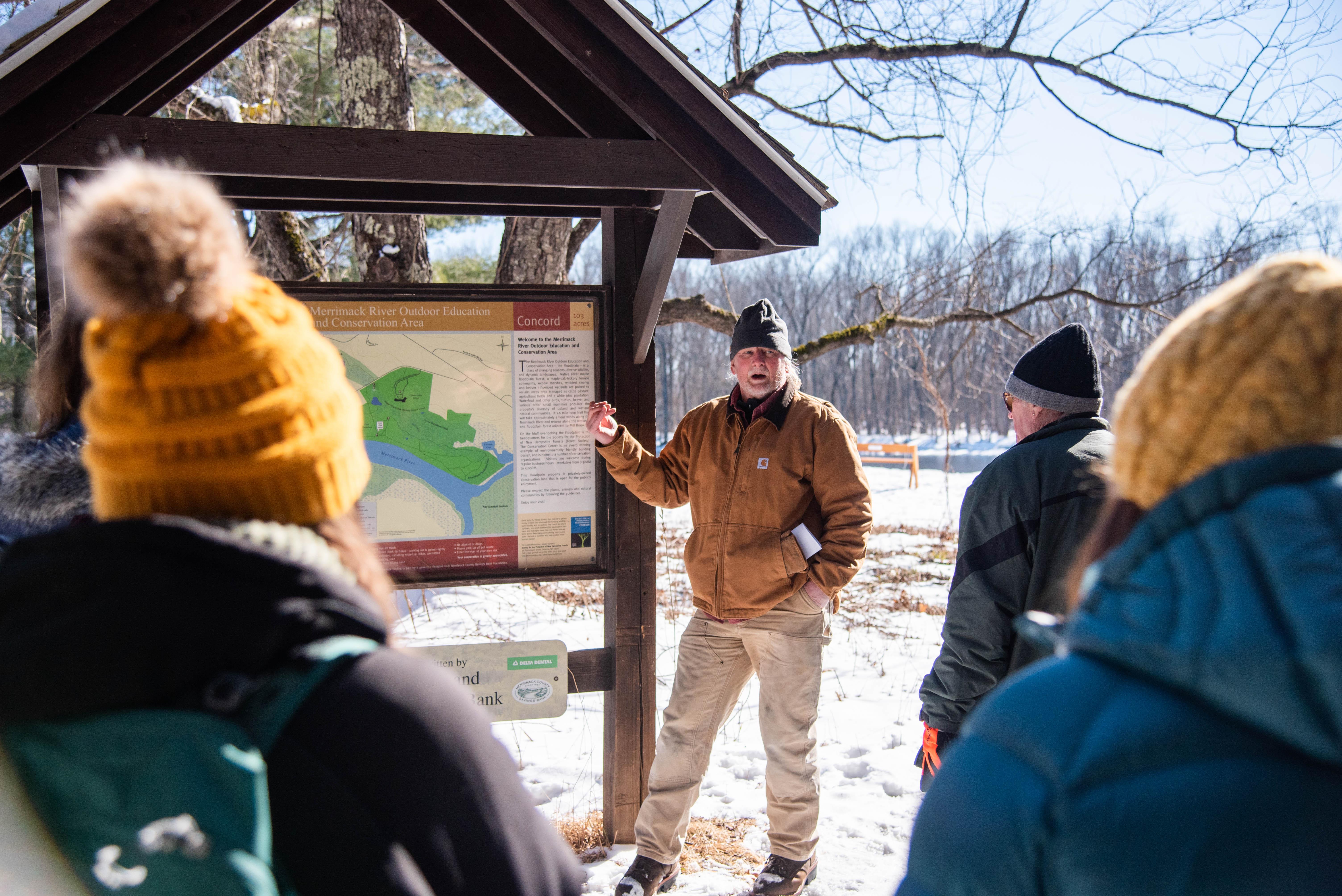 Students at kiosk on Floodplain